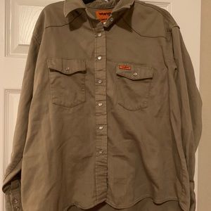 Wrangler FR shirt